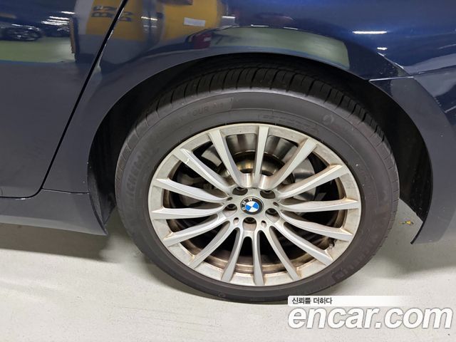 BMW 5 Series (G30) 520i Luxury 2020 — фото 5