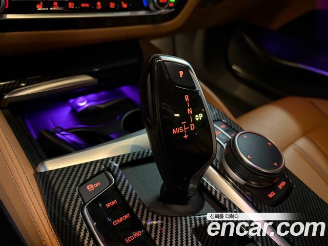 BMW 5 Series (G30) 520i Luxury 2020 — фото 9