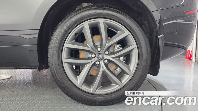 Land Rover Range Rover Velar 2.0 P250 Dynamic SE 2026 — фото 8