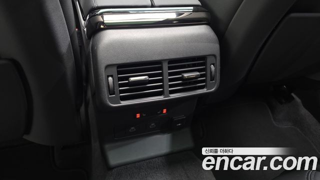 Land Rover Range Rover Velar 2.0 P250 Dynamic SE 2026 — фото 18