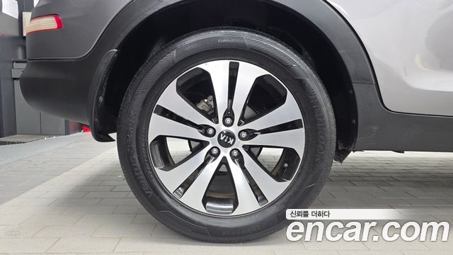 Kia Sportage R Diesel 2WD TLX Deluxe 2012 — фото 5