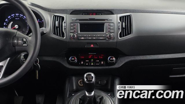 Kia Sportage R Diesel 2WD TLX Deluxe 2012 — фото 14
