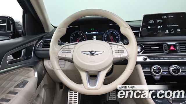 Genesis G70 3.3T Sport Supreme 2018 — фото 13