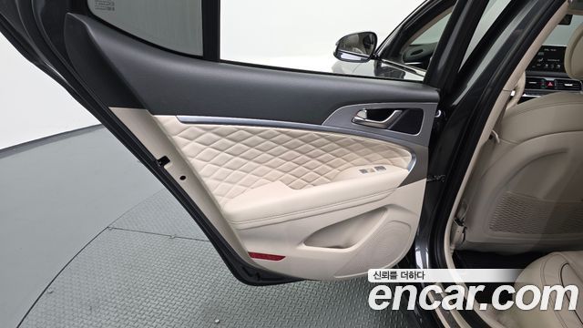 Genesis G70 3.3T Sport Supreme 2018 — фото 25