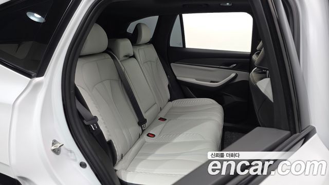 Renault Korea Grand Koleos 1.5 E-TECH Esprit Alphine 2WD 2026 — фото 11