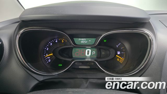 Renault Korea QM3 RE 2016 — фото 8