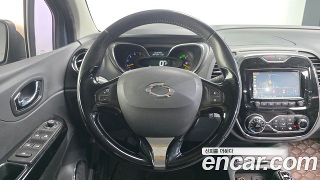 Renault Korea QM3 RE 2016 — фото 13