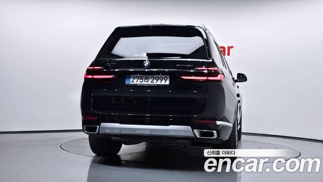 BMW X7 (G07) xDrive 40i Design Pure Excellence 7-Seater 2025 — фото 4