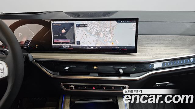 BMW X7 (G07) xDrive 40i Design Pure Excellence 7-Seater 2025 — фото 16