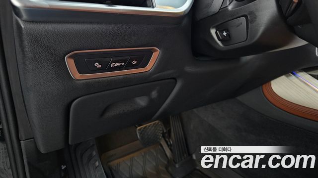 BMW X7 (G07) xDrive 40i Design Pure Excellence 7-Seater 2025 — фото 35