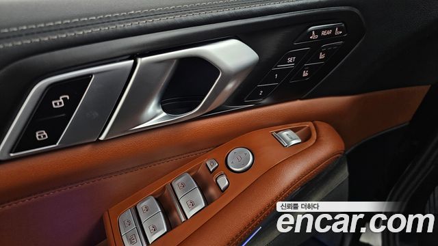BMW X7 (G07) xDrive 40i Design Pure Excellence 7-Seater 2025 — фото 45