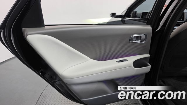 Hyundai Ioniq 6 Long Range AWD Prestige 2023 — фото 25