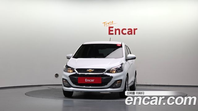 Chevrolet Spark LT 2022 — фото 3
