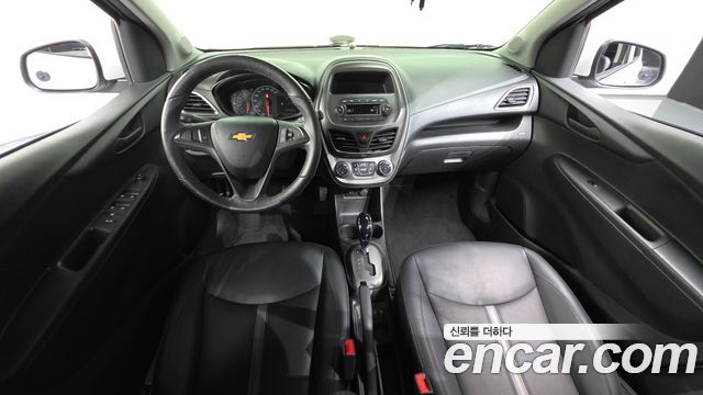 Chevrolet Spark LT 2022 — фото 7
