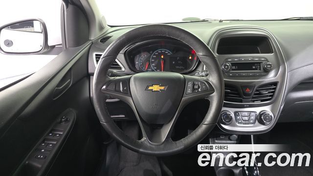 Chevrolet Spark LT 2022 — фото 13