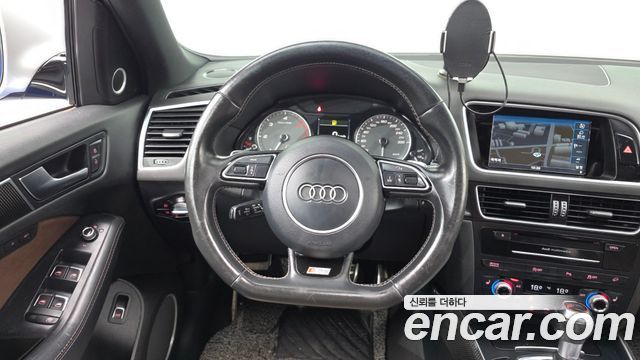 Audi SQ5 3.0 TDI Quattro 8R 2016 — фото 13