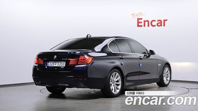 BMW 5 Series (F10) 528i xDrive 2014 — фото 2