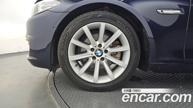 BMW 5 Series (F10) 528i xDrive 2014 — фото 5