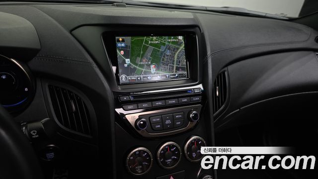 Hyundai Genesis Coupe 200 Turbo S 2012 — фото 14