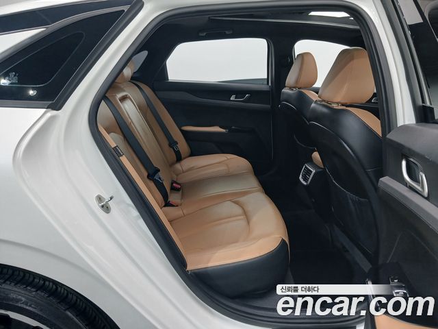 Kia K5 (III) 1.6 Turbo Prestige 2020 — фото 11