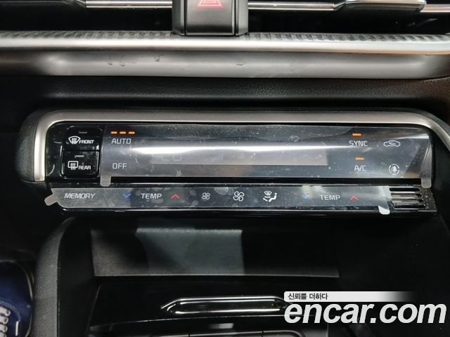 Kia K5 (III) 1.6 Turbo Prestige 2020 — фото 19