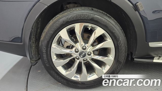 Kia Sorento Diesel 2.2 2WD Noblesse Special 2019 — фото 5