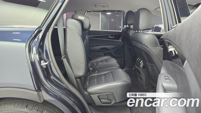 Kia Sorento Diesel 2.2 2WD Noblesse Special 2019 — фото 11