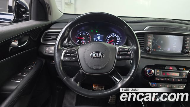 Kia Sorento Diesel 2.2 2WD Noblesse Special 2019 — фото 13