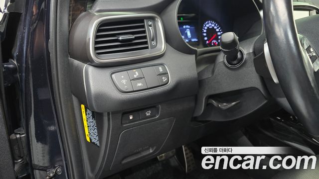 Kia Sorento Diesel 2.2 2WD Noblesse Special 2019 — фото 20