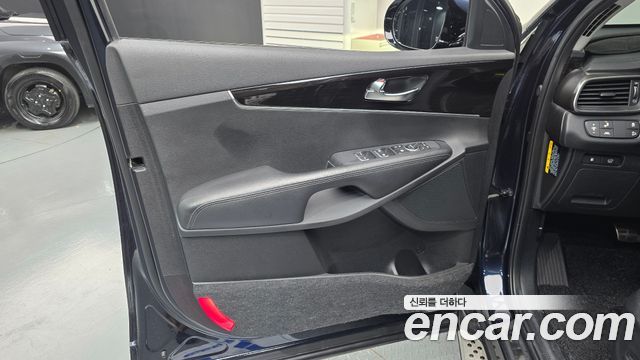 Kia Sorento Diesel 2.2 2WD Noblesse Special 2019 — фото 24