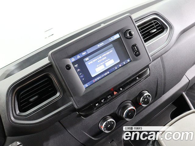 Renault Korea Master 2.3 Van L 2020 — фото 18