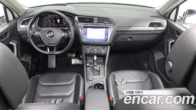 Volkswagen Tiguan (II) 2.0 TDI 4Motion Prestige 2018 — фото 7