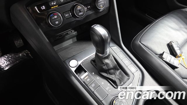 Volkswagen Tiguan (II) 2.0 TDI 4Motion Prestige 2018 — фото 9