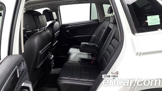 Volkswagen Tiguan (II) 2.0 TDI 4Motion Prestige 2018 — фото 12