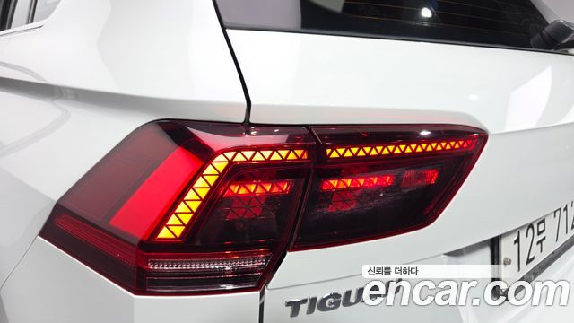 Volkswagen Tiguan (II) 2.0 TDI 4Motion Prestige 2018 — фото 23