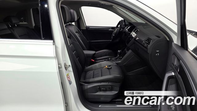 Volkswagen Tiguan (II) 2.0 TDI 4Motion Prestige 2018 — фото 26