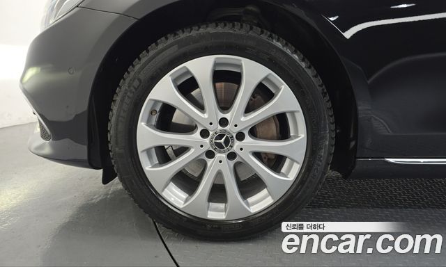 Mercedes-Benz E-Class (W213) E300 4MATIC Exclusive 2020 — фото 5