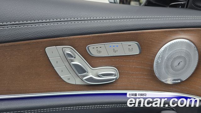 Mercedes-Benz E-Class (W213) E300 4MATIC Exclusive 2020 — фото 32