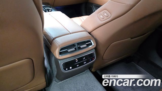Genesis G80 (RG3) Gasoline 2.5 Turbo AWD 2024 — фото 30