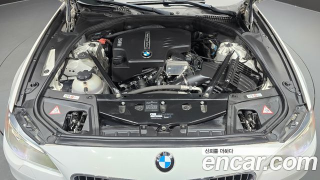BMW 5 Series (F10) 528i 2015 — фото 6