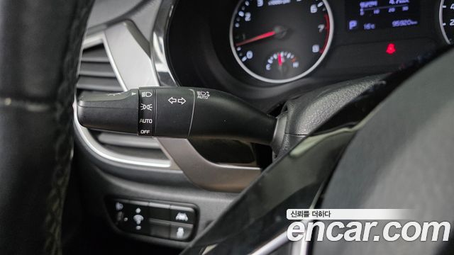 Kia Seltos Gasoline 1.6 Turbo 2WD Prestige 2020 — фото 28