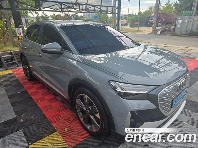 Audi Q4 e-tron (F4) 40 Premium 2022 — фото 2