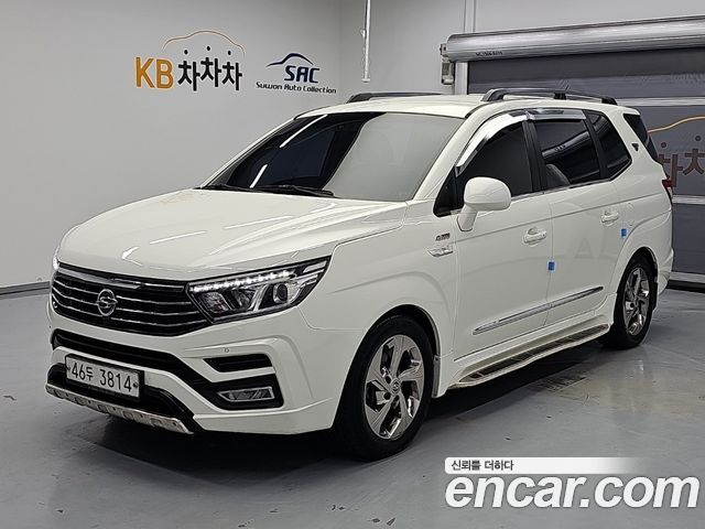 KG Mobility (SsangYong) Korando Turismo 4WD TX 9-seater