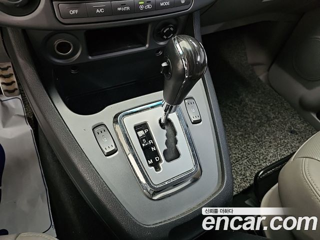 KG Mobility (SsangYong) Korando Turismo 4WD TX 9-seater 2018 — фото 8
