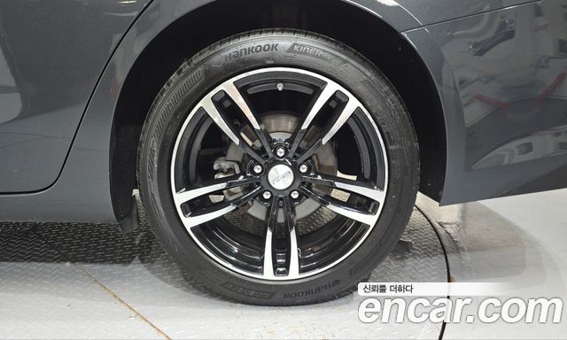 Chevrolet Malibu 2.0 Turbo LT Permium 2017 — фото 27