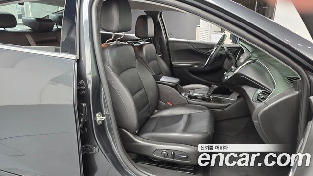 Chevrolet Malibu 2.0 Turbo LT Permium 2017 — фото 32