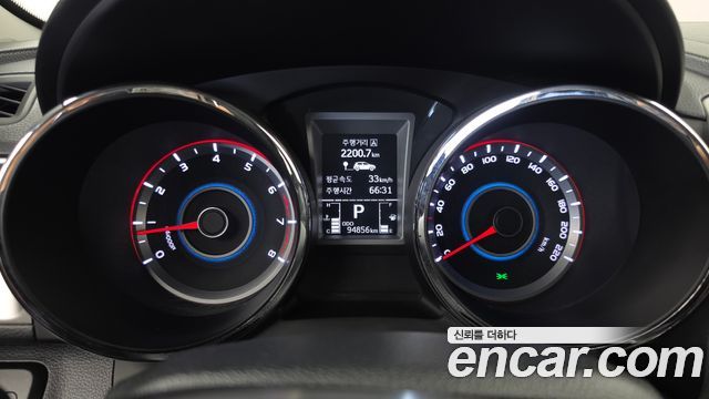 KG Mobility (SsangYong) Tivoli LX 2WD DLX 2016 — фото 8
