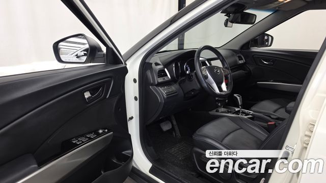 KG Mobility (SsangYong) Tivoli LX 2WD DLX 2016 — фото 10