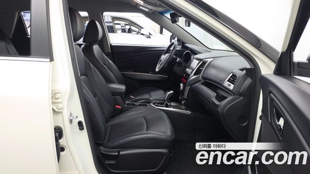 KG Mobility (SsangYong) Tivoli LX 2WD DLX 2016 — фото 11