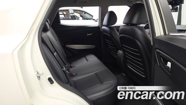 KG Mobility (SsangYong) Tivoli LX 2WD DLX 2016 — фото 12